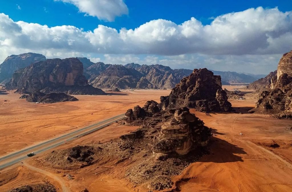 Tabuk Mountains Attract Tourists and Investors to Saudi - Vimarsana News